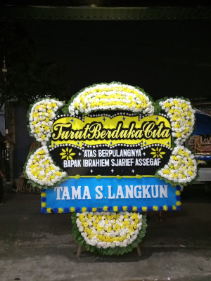 Papan Bunga Duka di Hargorejo